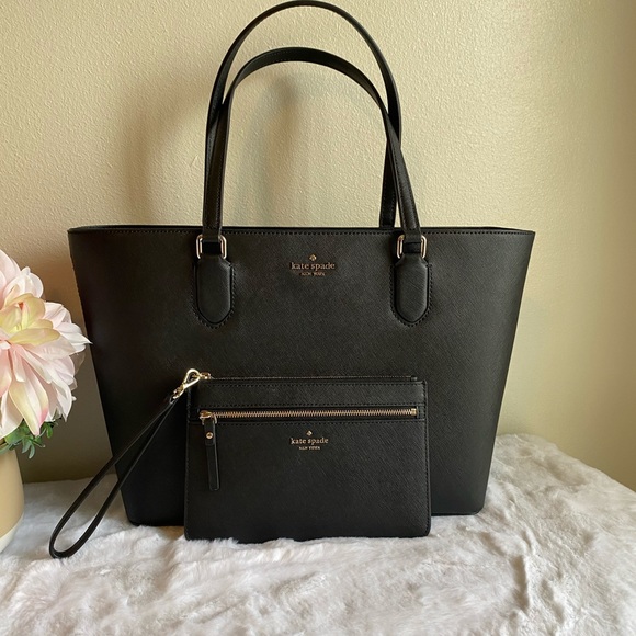 kate spade Handbags - Kate Spade ♠️ laurel way medium dally & wristlet